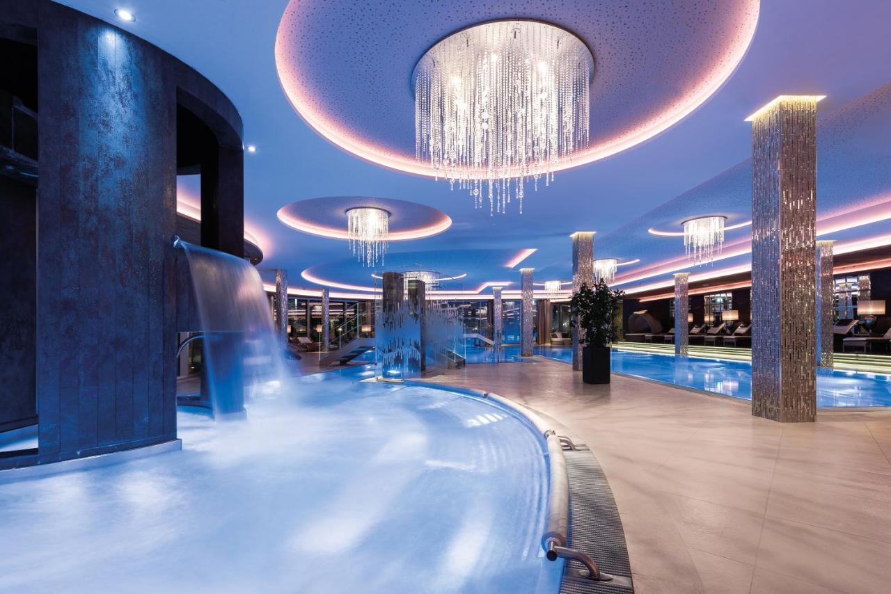 Wellness- & Sporthotel Jagdhof Рёрнбах Экстерьер фото